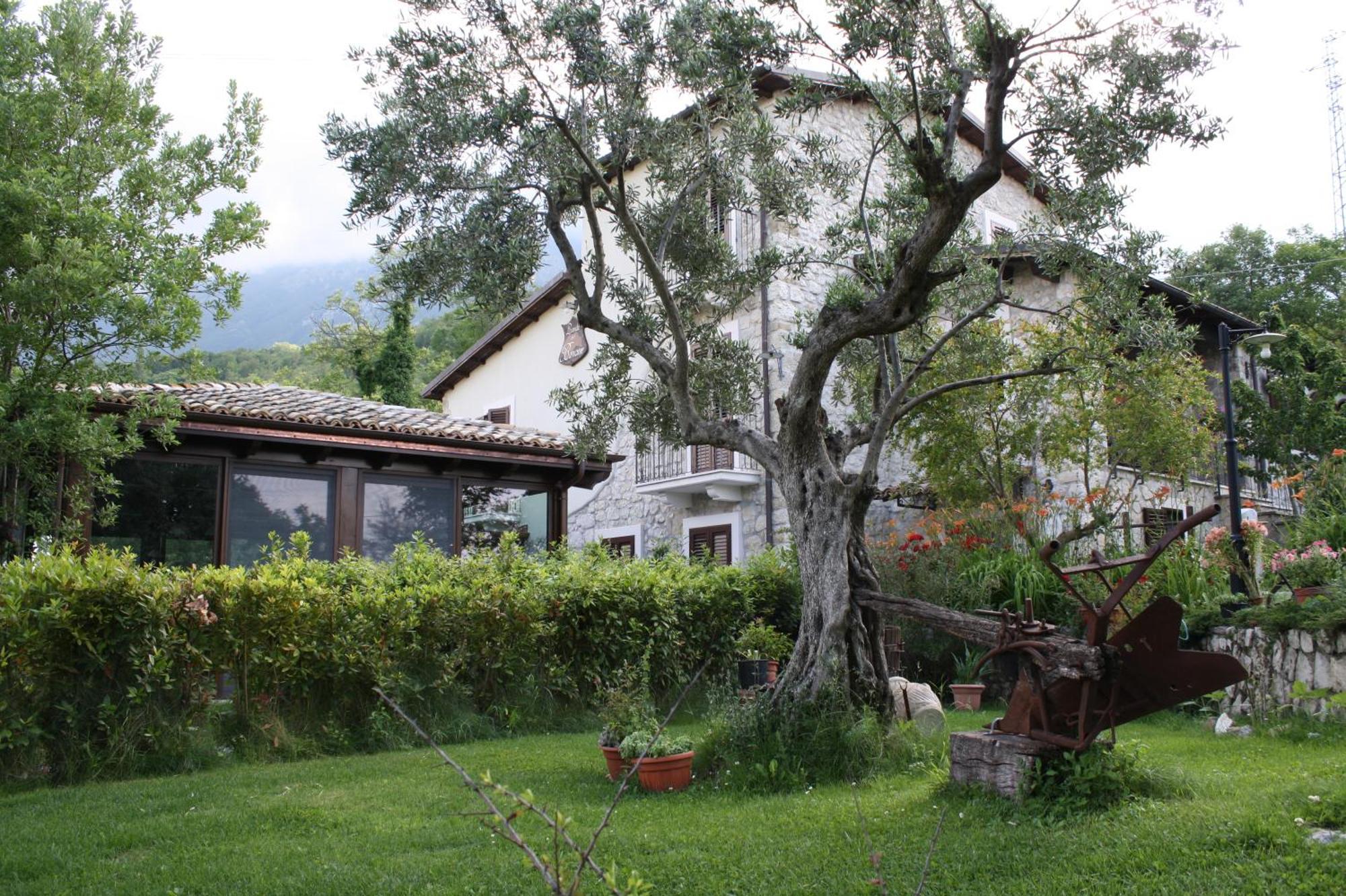 Locanda Del Barone Caramanico Terme Exterior photo